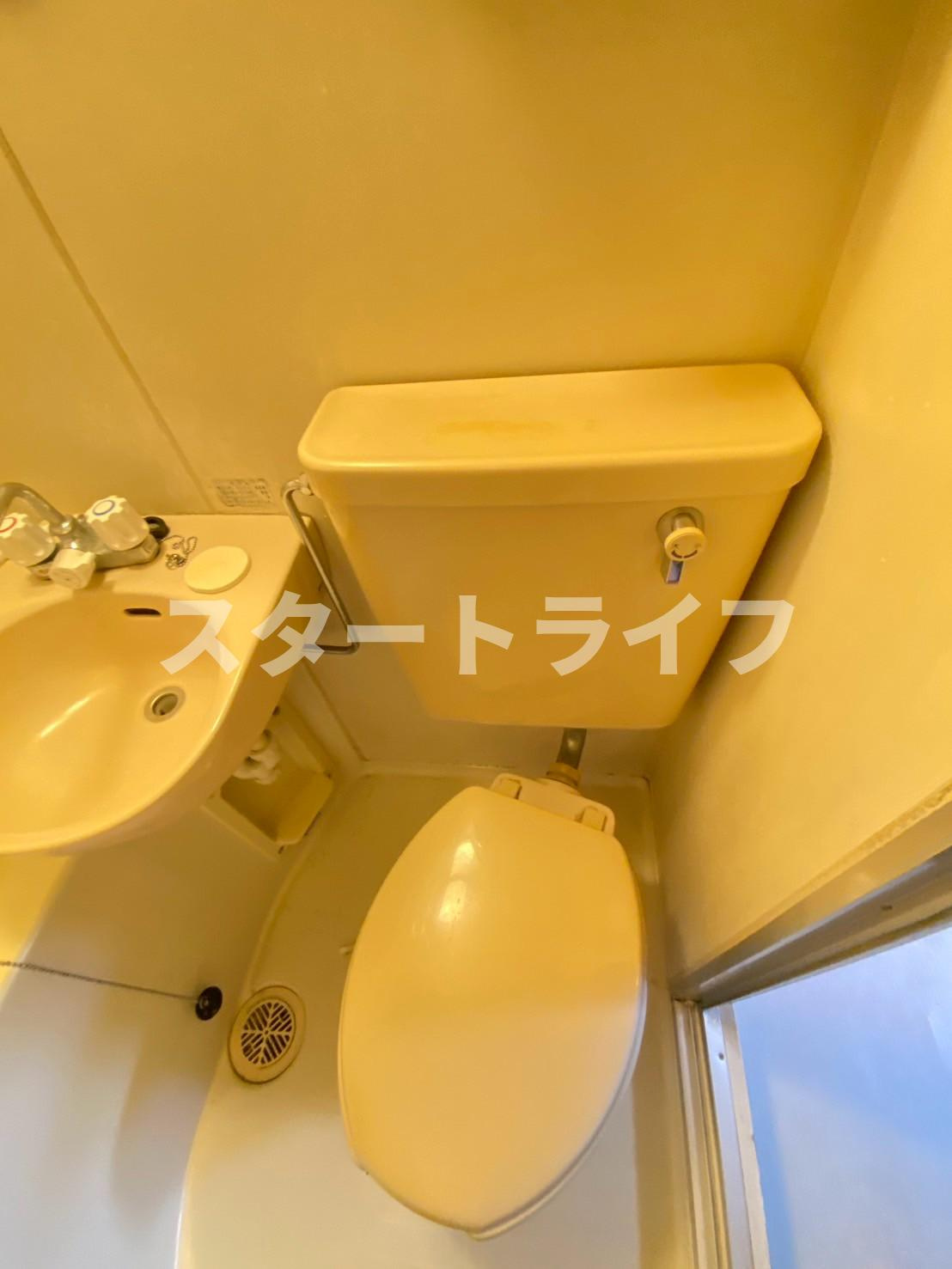 大阪市東淀川区淡路１丁目の賃貸マンションのトイレ