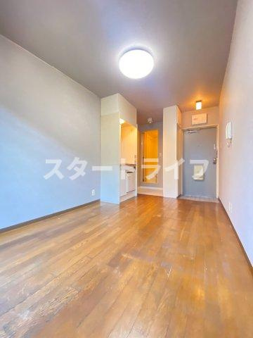 大阪市東淀川区淡路１丁目の賃貸マンションの寝室