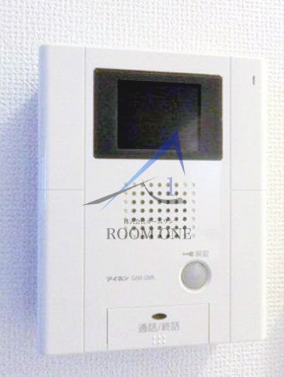 ロイヤルヒルズ浦和岸町のセキュリティ|モニター付きインターホンです。