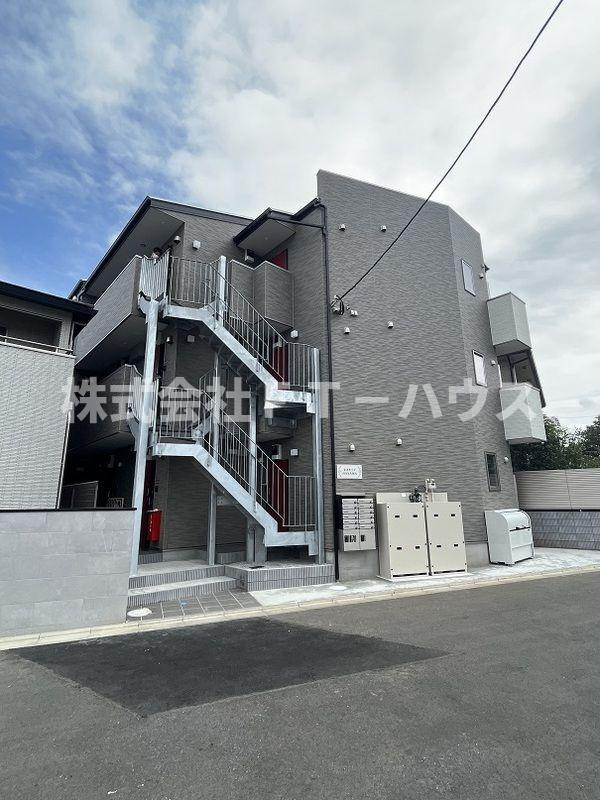 ヒルトップHASAMAの外観