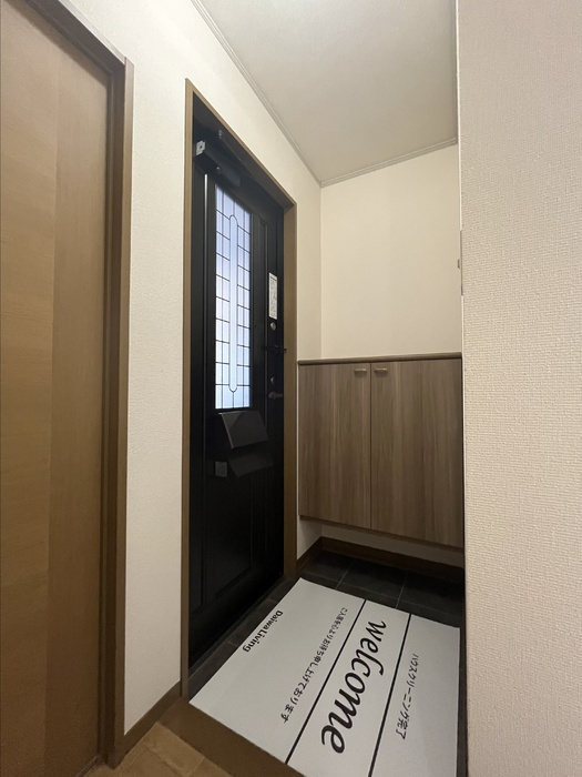 ベルデュール A棟の玄関