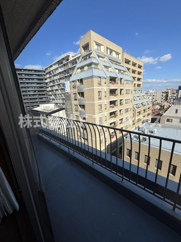 マンション市川のバルコニー
