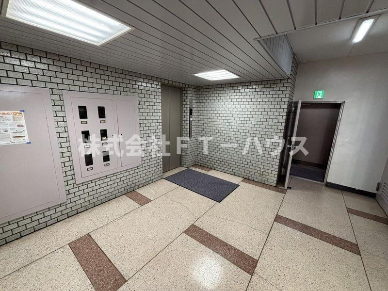 マンション市川のロビー
