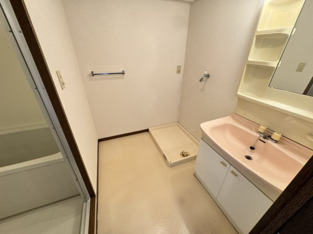 EAST NAGAREの洗面所