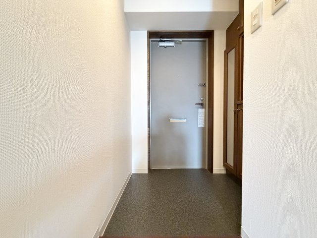 ソフィア塚口の玄関