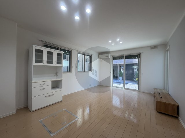 ヒルズ若江岩田の寝室