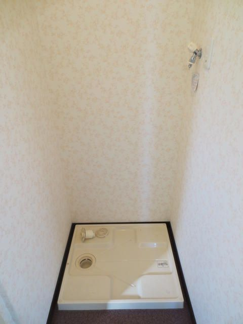 メゾンティーナ根津の設備