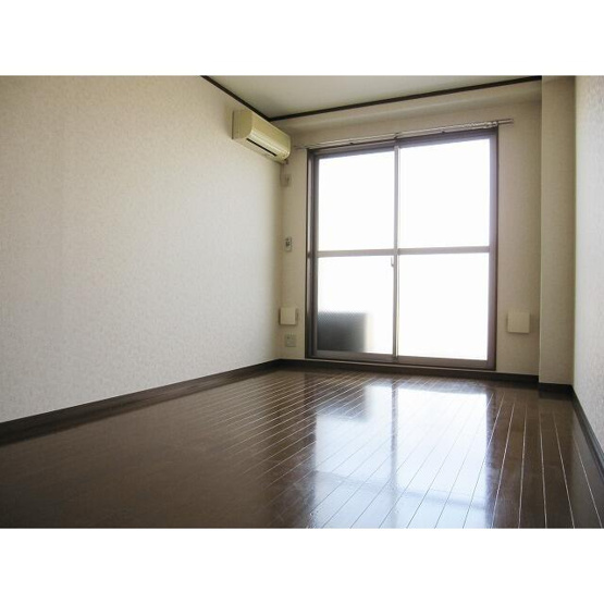 【寝室】