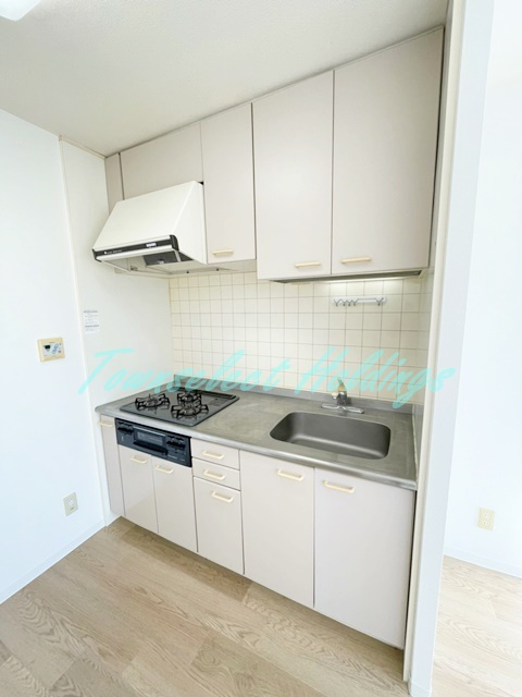 平塚市夕陽ケ丘の賃貸マンションのキッチン