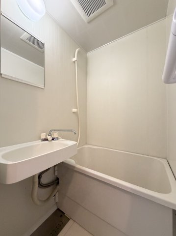 アイブライトの浴室