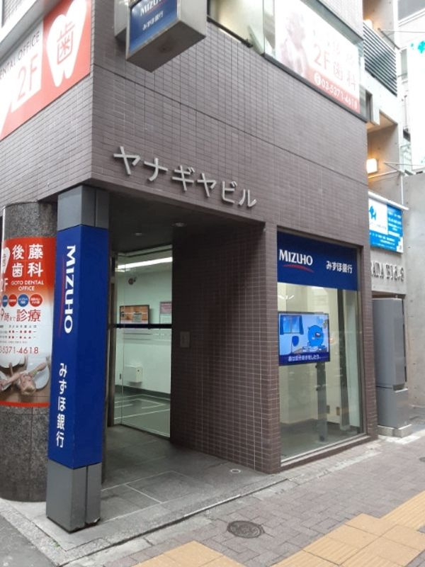 cova HATAGAYAのエントランス