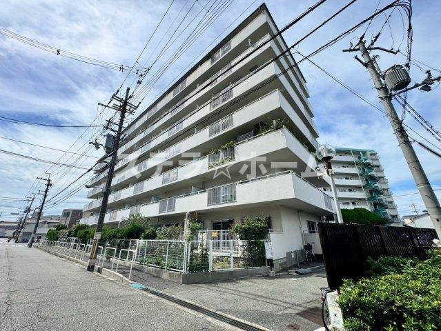 シャルマンコーポ塚本の外観|きれいな外観です