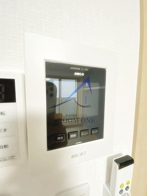 アットリラ行徳のセキュリティ|モニター付きインターホンです。