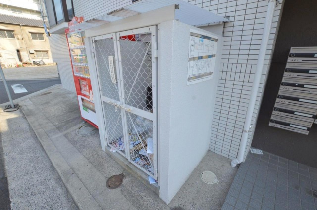 ハイネ光南のエントランス|エントランス
