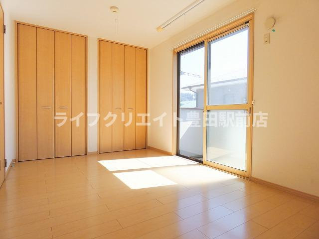 アネシス平山の居間・リビング|※別部屋のイメージ写真