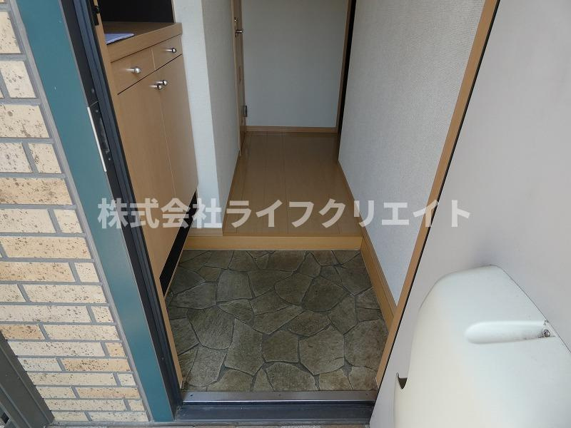 アネシス平山の玄関|※別部屋のイメージ写真