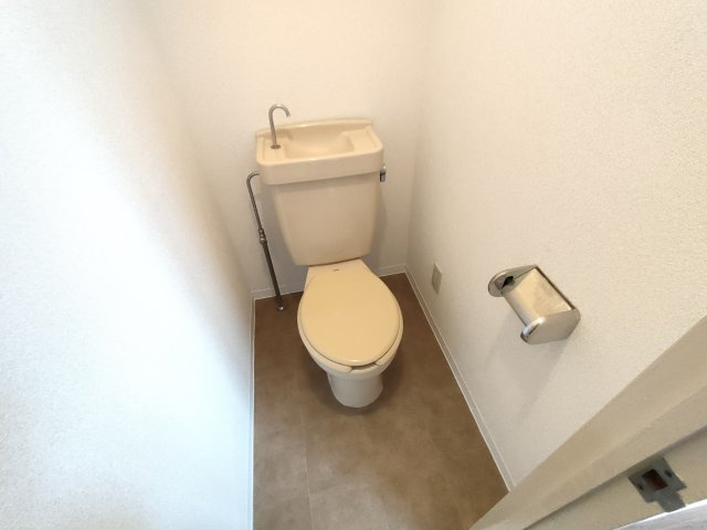 プラーズ小松川 のトイレ