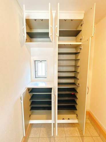 売中古戸建　中央区市野町の収納