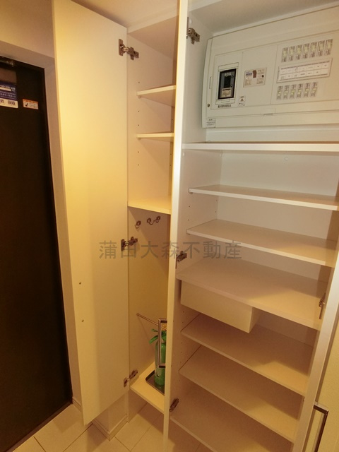 レジディア千鳥町の設備|玄関収納