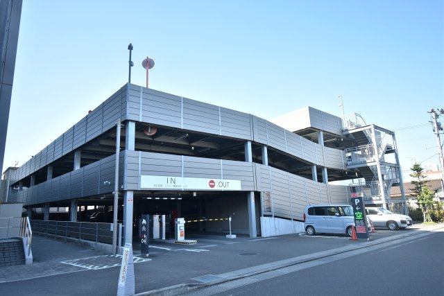 グローリオレジデンス名取駅前の駐車場