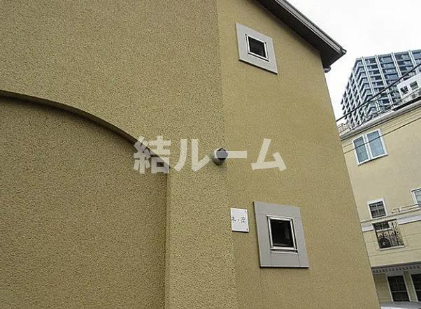 豊島区南池袋３丁目のアパートのエントランス