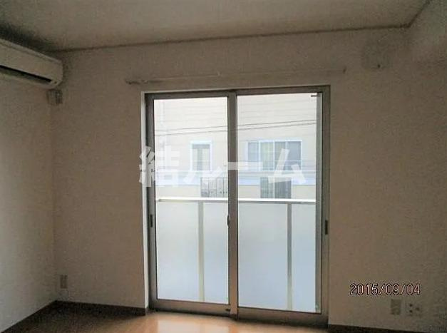 豊島区南池袋３丁目のアパートの居間・リビング