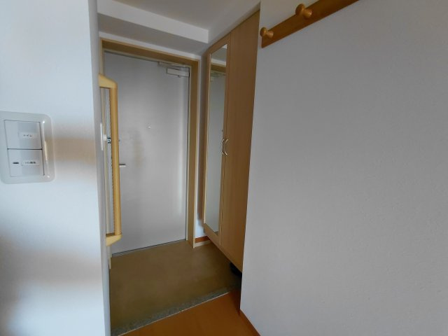 ㇾ・モンデ新潟の玄関