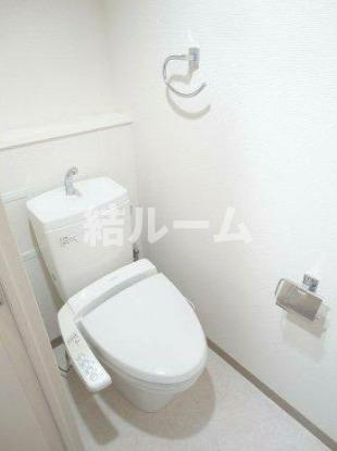 北区東田端２丁目の賃貸マンションのトイレ