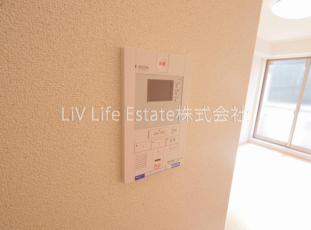 小平市小川西町３丁目の賃貸マンションのセキュリティ