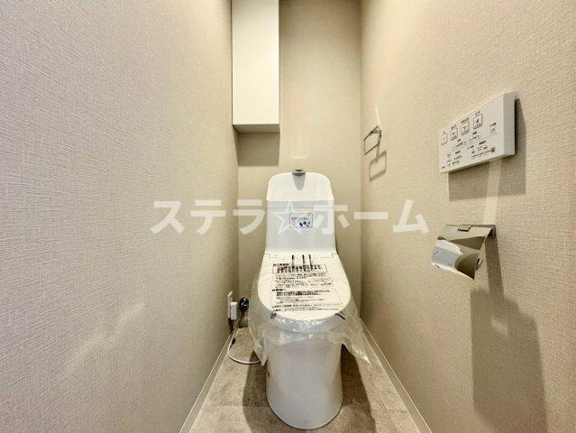 三陽ハイツ都島のトイレ|落ち着いたトイレです