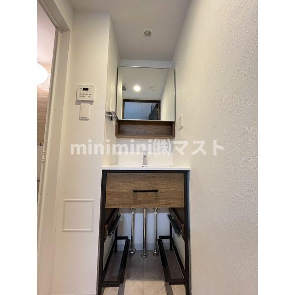 DOUBLE NINE RESIDENCE TENNOJIMINAMIの洗面所
