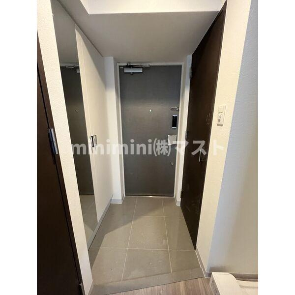 DOUBLE NINE RESIDENCE TENNOJIMINAMIの玄関