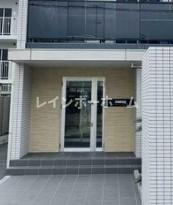 アヴェニール南通町のエントランス