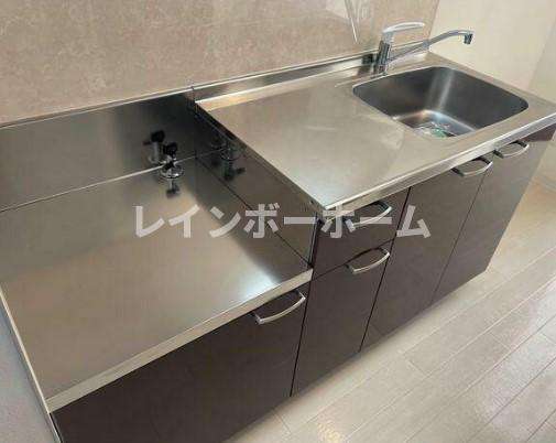 アヴェニール南通町のキッチン