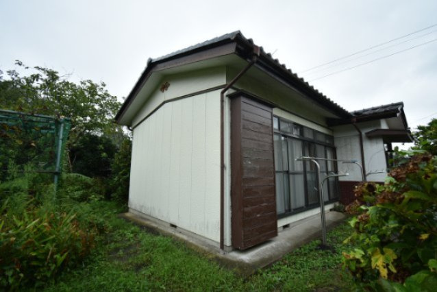 いわき市勿来町大高土取　土地の外観|＜建物西側外観＞