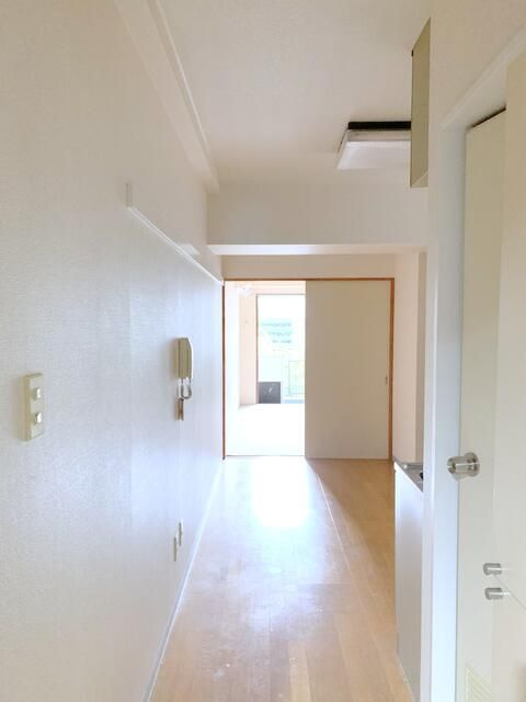 アネックス小林の玄関