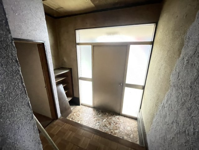 中古一戸建て　桐生市堤町の玄関