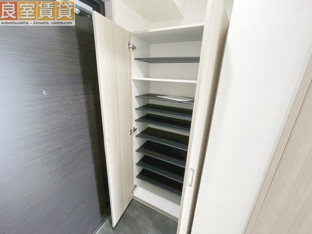 【玄関】 | THE RESIDENCE SAKURAYAMA WEST
