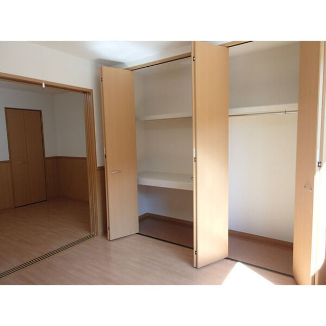 新田東レジデンス参番館の収納