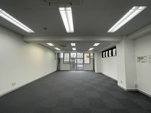 大阪市西区新町１丁目の店舗事務所の内装