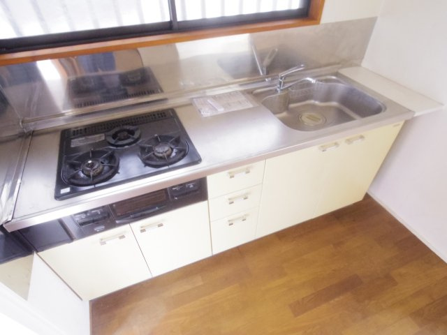 西堀２丁目戸建のキッチン