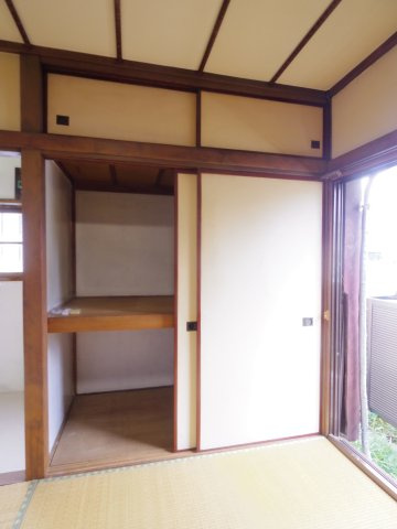 西堀２丁目戸建の収納