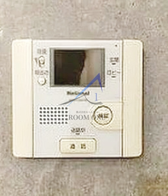 アーバイル西新宿のセキュリティ|モニター付きインターホンです。