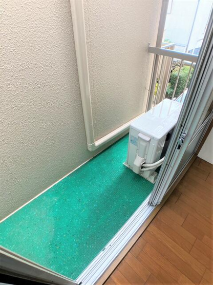 【バルコニー】