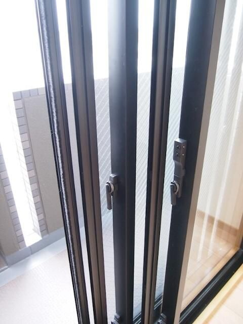 ルーブル仲六郷弐番館のバルコニー