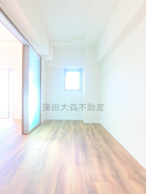 CALME OMORINAKAの内装|洋室5.6帖