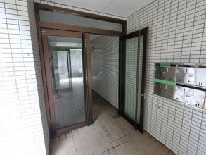 【エントランス】
