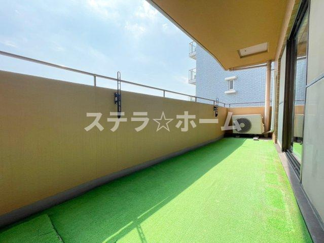 ダイアパレス新大阪のバルコニー|落ち着いた時間を過ごせるバルコニーです