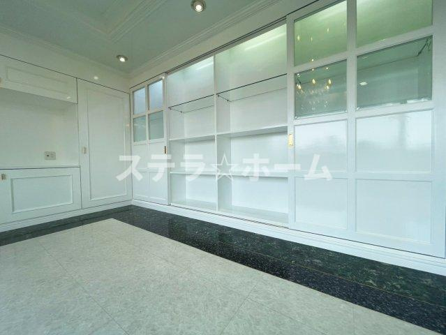 ダイアパレス新大阪の収納|こまごまとしたものを収納できそうですね