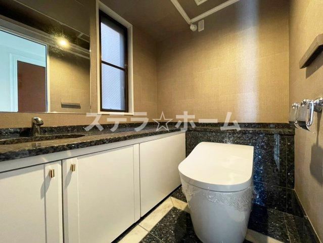 ダイアパレス新大阪のトイレ|清潔感のあるトイレです
